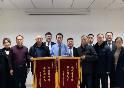 安徽EMC易倍(中国)科技产业（集团）有限公司董事长祝云辉与安徽理工大学洽谈校企合作