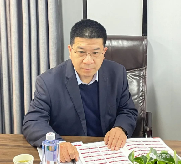 宿州市埇桥区副区长左黄奇，埇桥区科技局局长祁传银，生产力促进中心主任叶雪柏等领导来EMC易倍(中国)集团调研指导